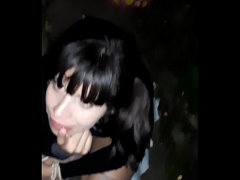 ❤️ रस्त्यावर कँडीच्या बदल्यात लिंग सुजले लिंग ❌️❤